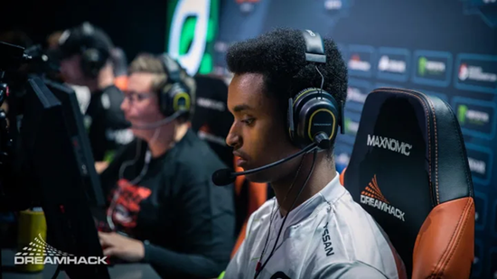 无畏契约多弥尔的复仇套装上线价格与特色解析